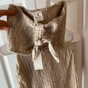 Small crop top with matching wide pants